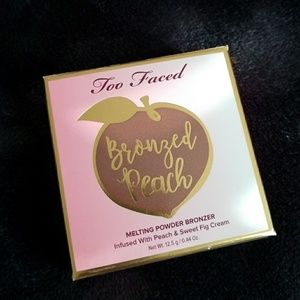 Too faced Bronzed Peach Bronzer